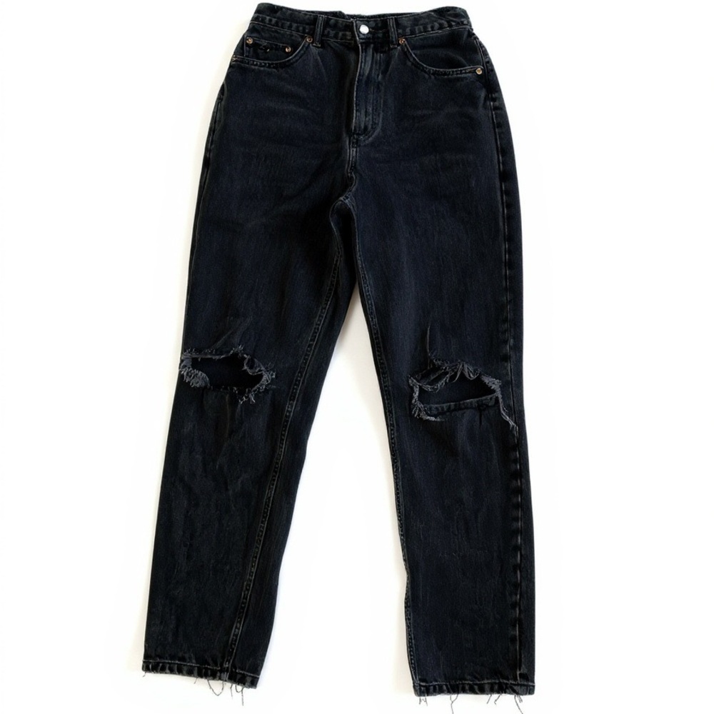 Black Distressed Jeans